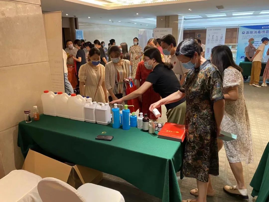 1684917376989402.jpg aq05.jpg